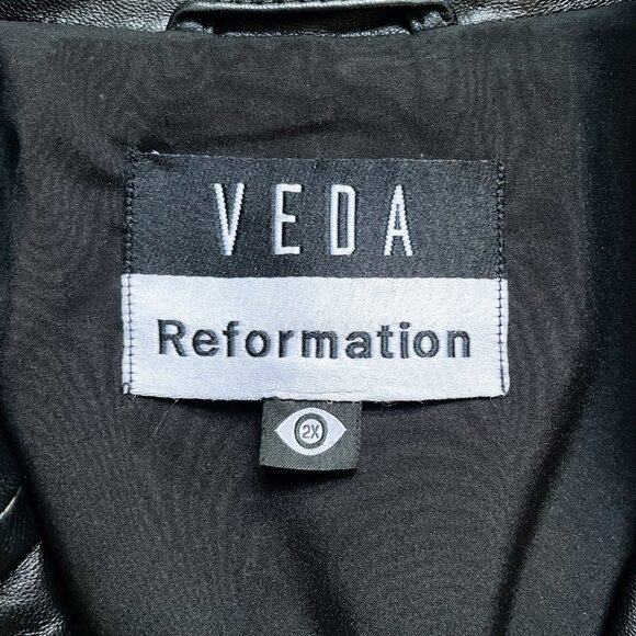 Reformation Veda Crosby 90s Longline Leather Blazer Black Size 2X - Picture 8 of 15